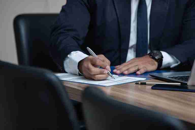 Avvocato Civilista: Qual è il Suo Significato; Di Cosa Si Occupa e Cosa Fa; Quanto Costa e Che Differenza c'è Rispetto a Un Penalista