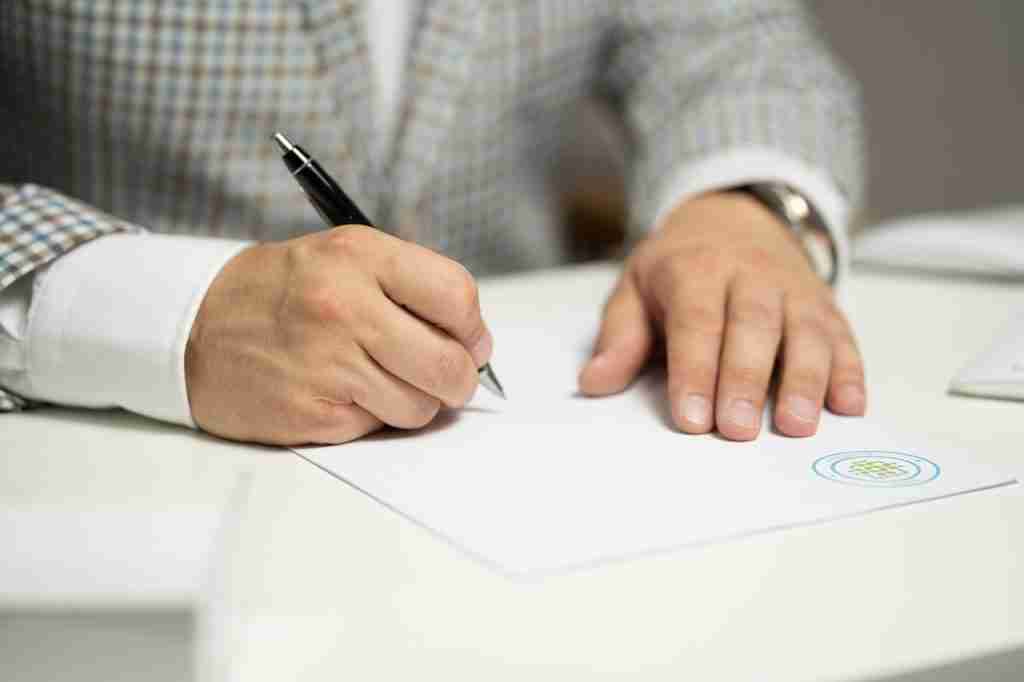 Mancata Denuncia Sinistro Entro 3 Giorni: Cosa Succede E Come si Calcola? E la Decadenza È di 90 Giorni? E Se lo Denuncio Dopo un Mese? Dove Trovo Facsimile?